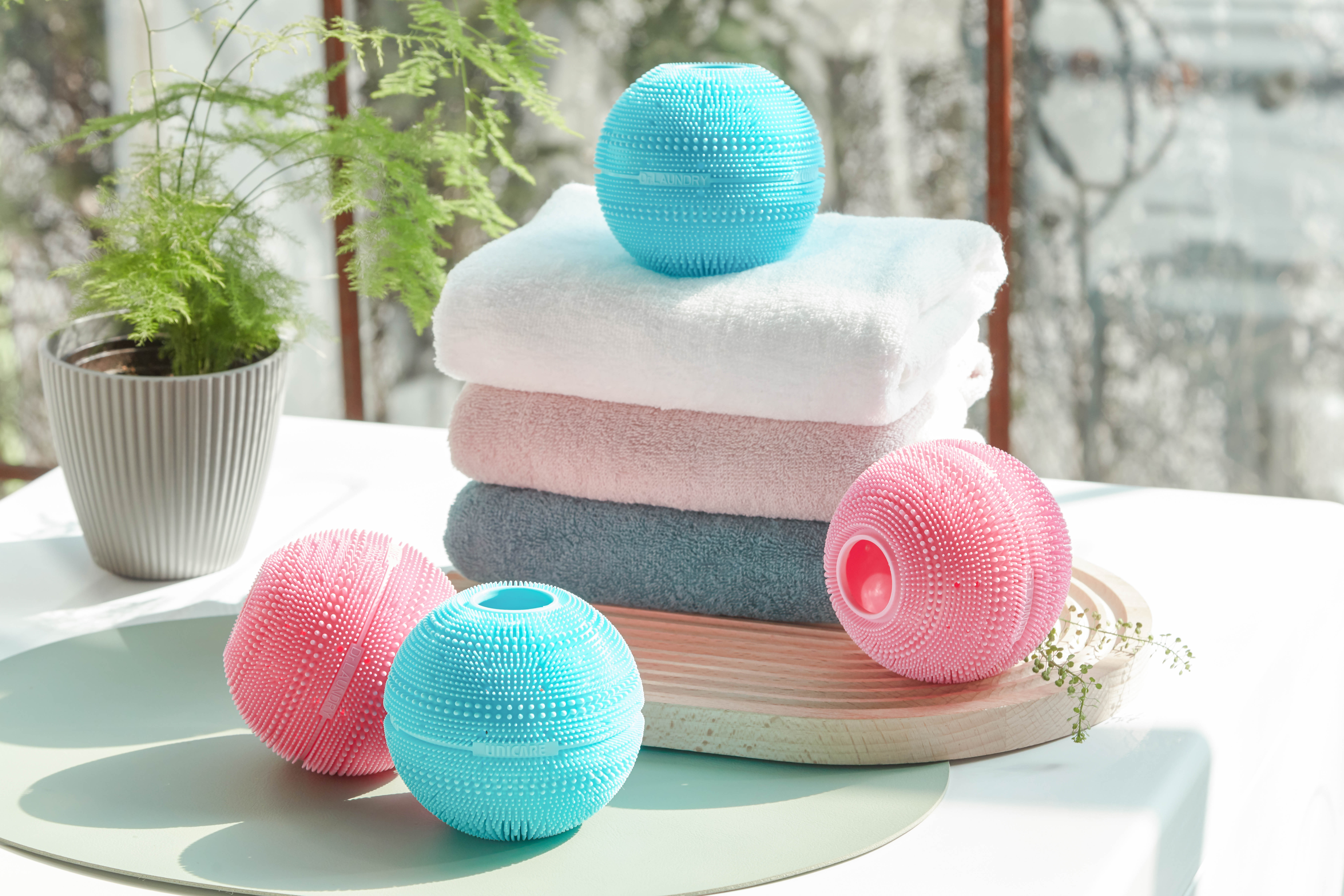 Dr. Laundry ball